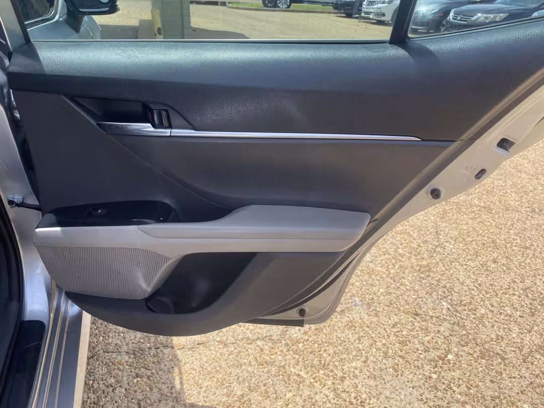 2020 Toyota Camry - 4T1C11AK7LU362951 - Image #15